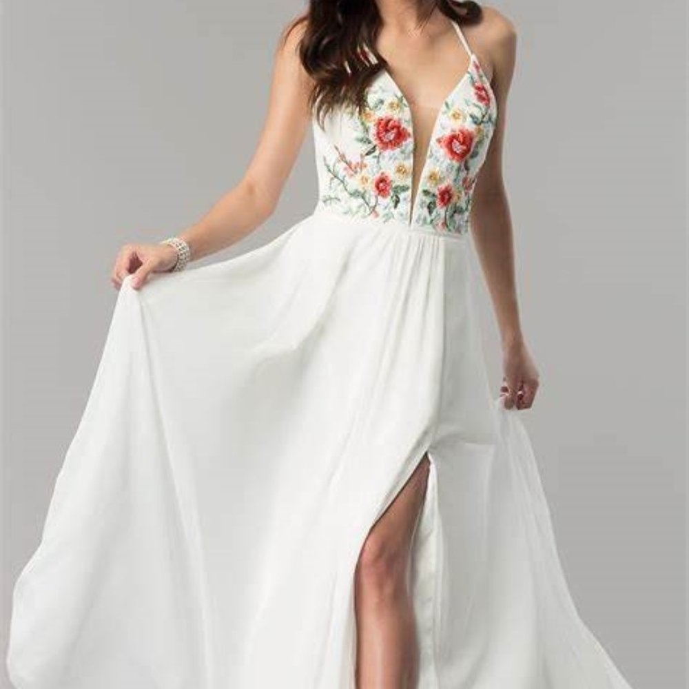Faviana Embroidered Floral A-line Dress